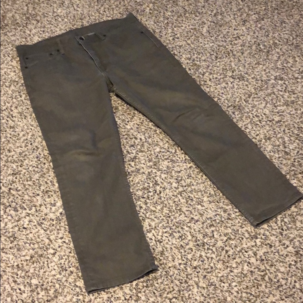 Men’s Levi’s 38x30 Jeans gray with brownish hue